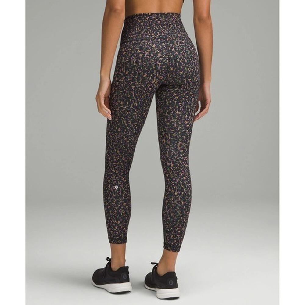 Lululemon Wunder Train High-Rise Tight 25" Fluctuate Micro Pink Multi Size 2 NWT